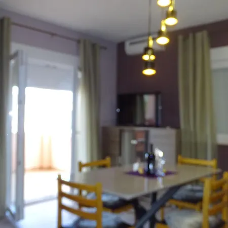 Apartment Luna *
